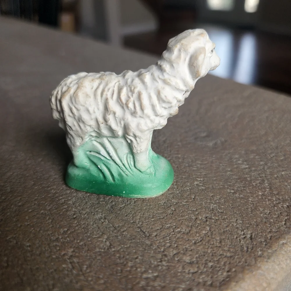 Vintage 1950s Plaster Nativity Sheep Lamb Figure 2.5